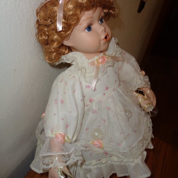 Blowing Bubbles Porcelain Doll with Wand & Bubbles and Seat To Sit On 15 Inch - Picture 4 of 10